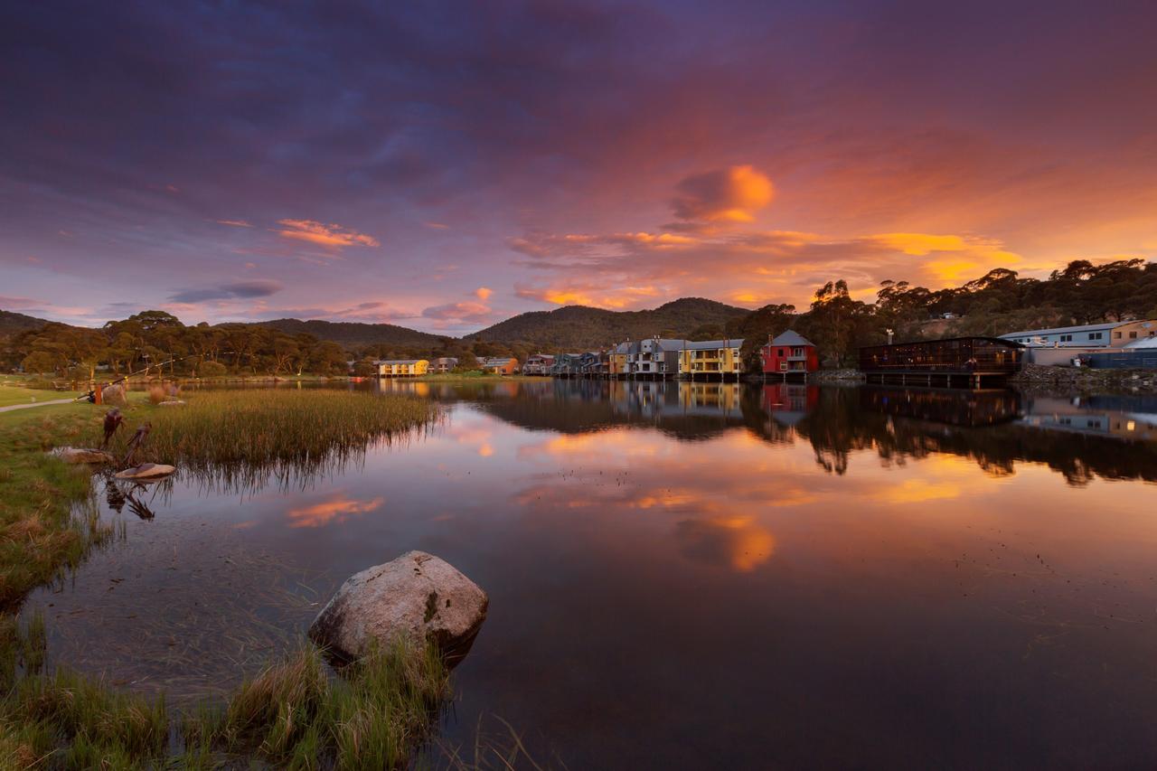 Novotel Lake Crackenback Resort Exterior foto
